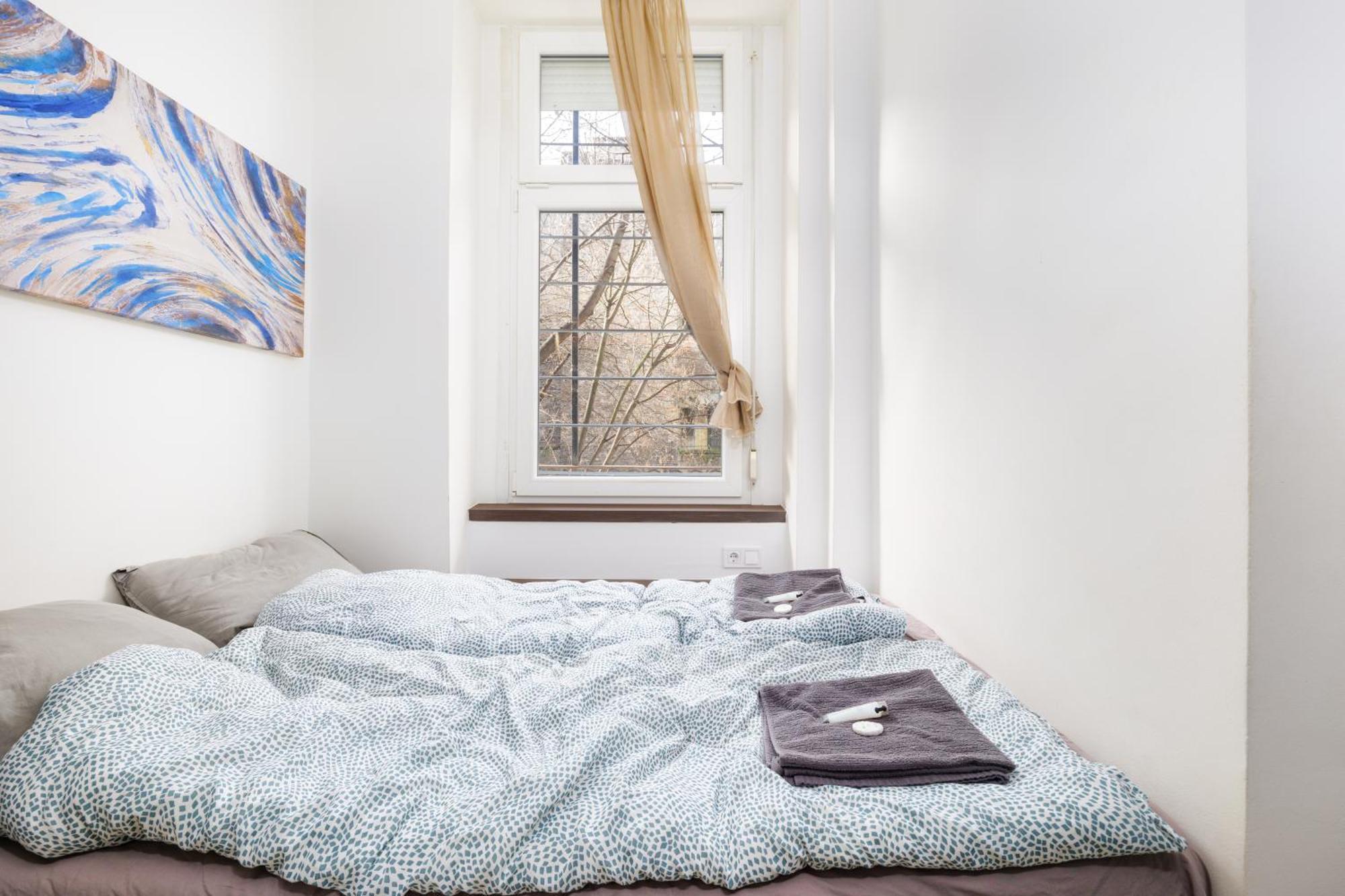 Gozsdu-1 Bedroom